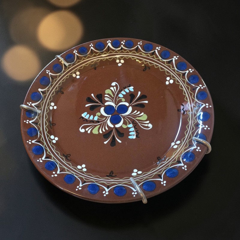 Vtg Hungarian Earthenware Redware Pottery Hand Painted Varoslod Majolika Plate gallery