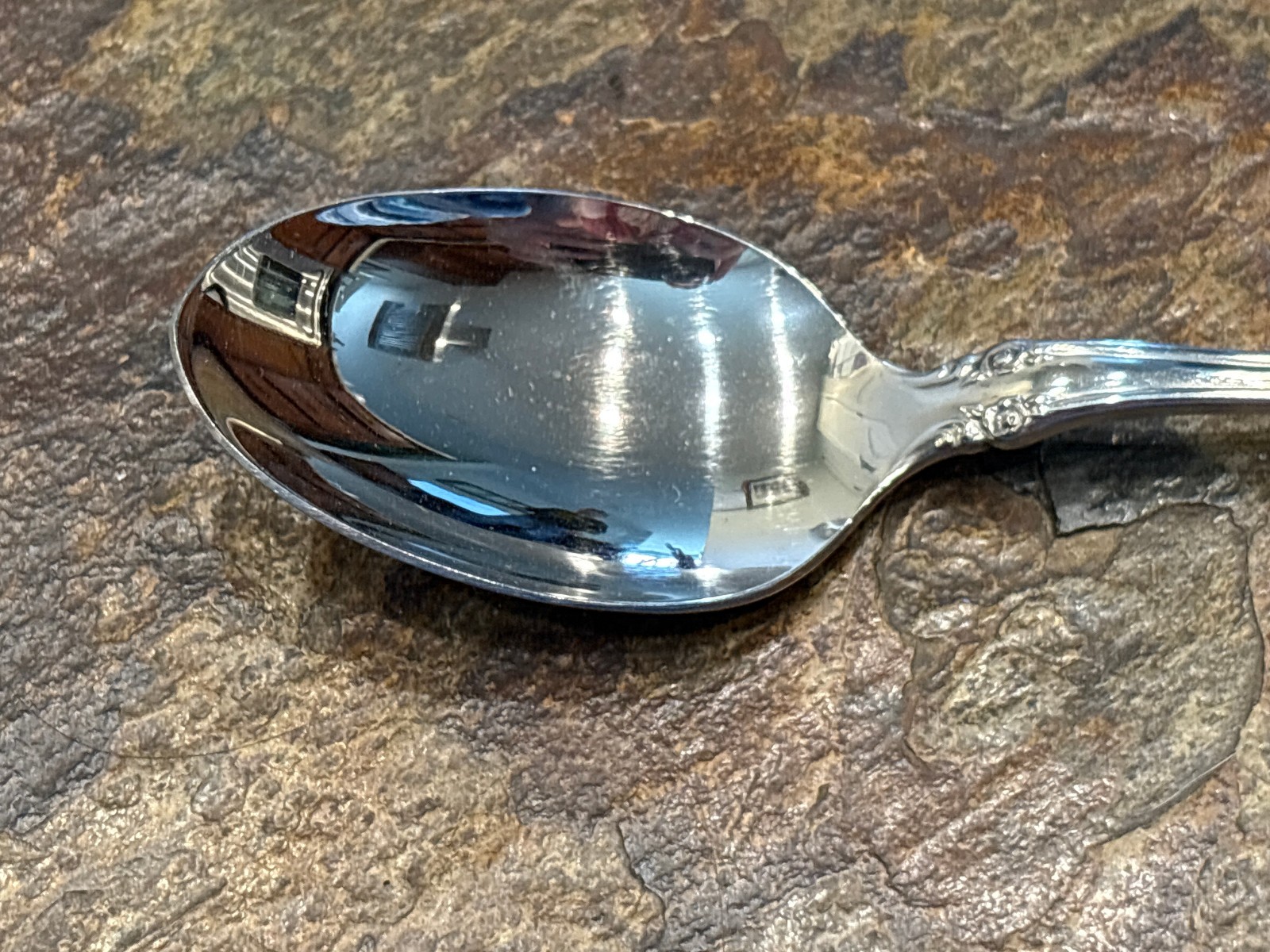 Oneida Michelangelo Stainless Steel 7" Soup Tablespoon Table Spoon gallery