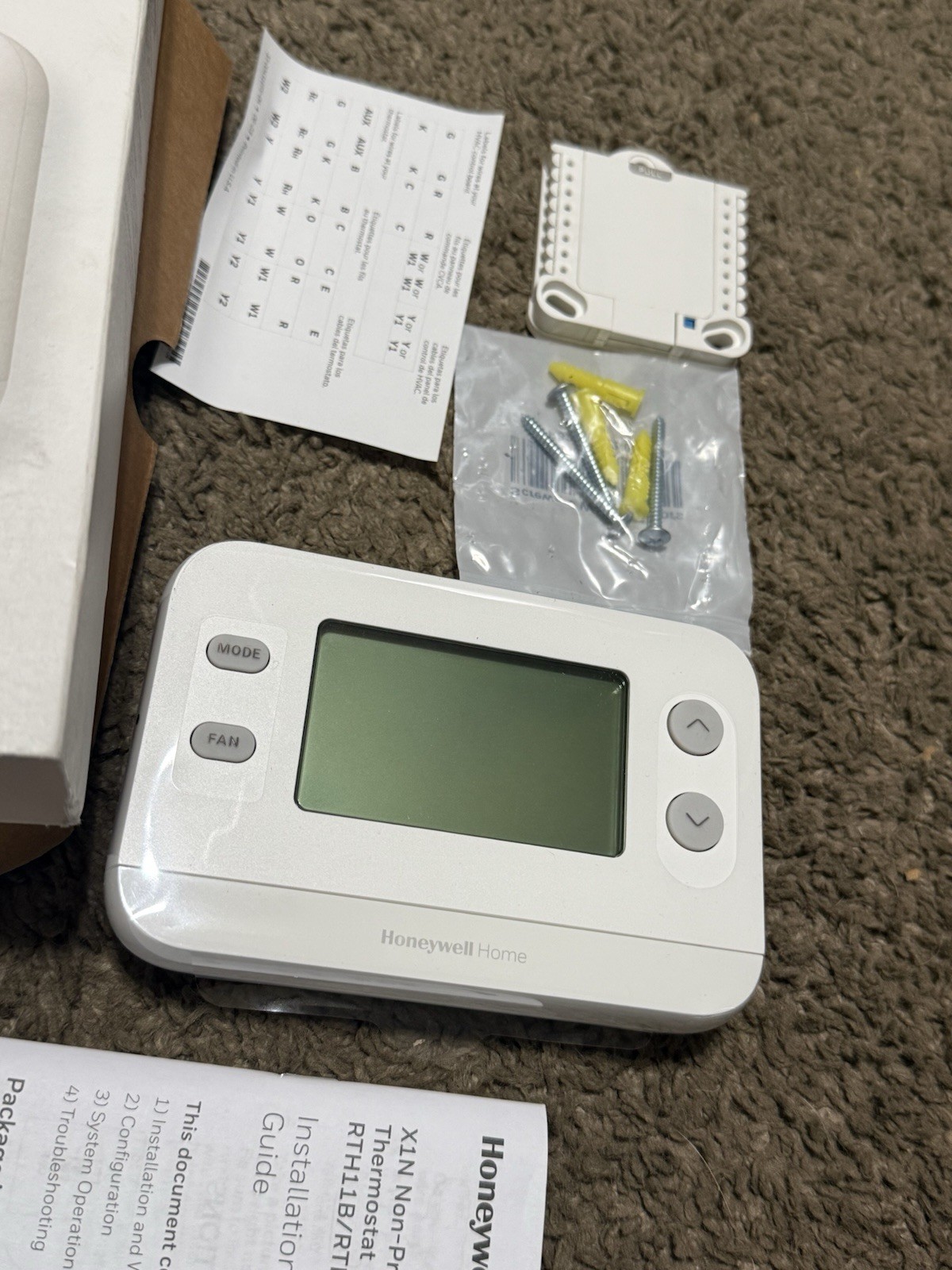 Honeywell Home X1N One-Stage Non-Programmable Thermostat Backlit Display RTH11B gallery