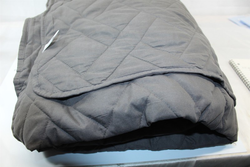 Quilted Comforter Set Lightweight Grey With 2 Shams Full / Queen Size gallery
