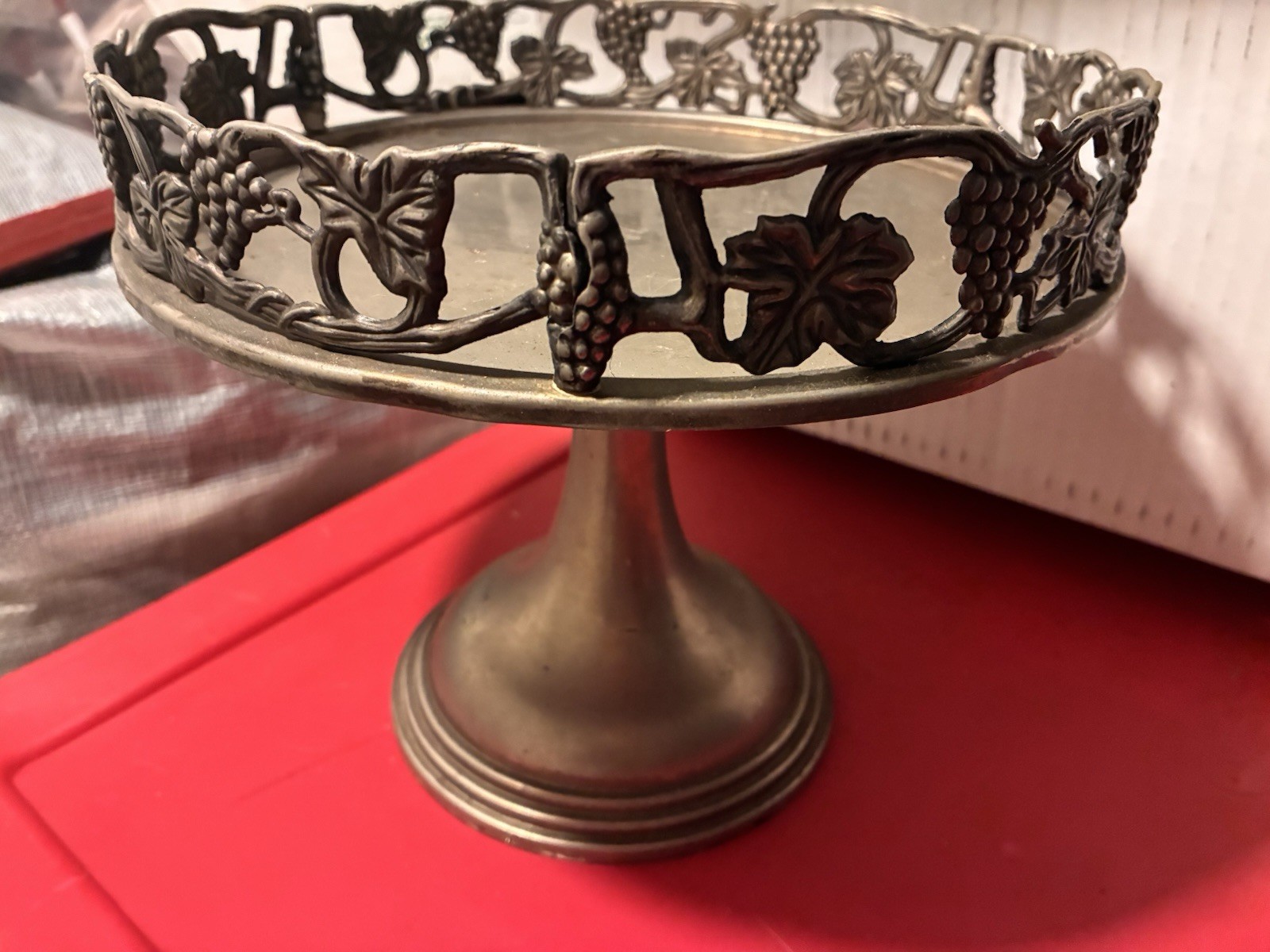 Round Silver Metal Cake Stand 1-Tier Grape Vine Rim Antique Finish gallery