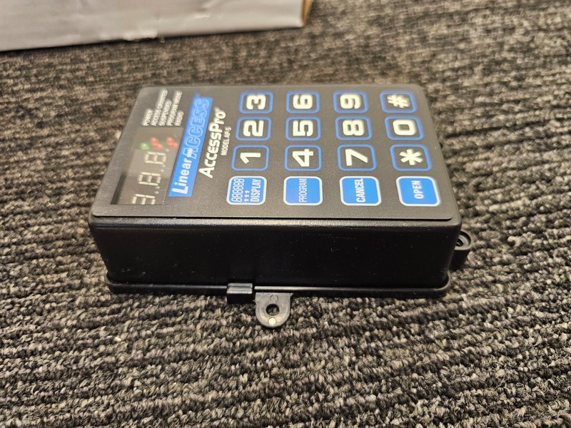Linear AP5, ACP00953 Wireless Access Controller 318Mhz For Two Gates or Doors gallery
