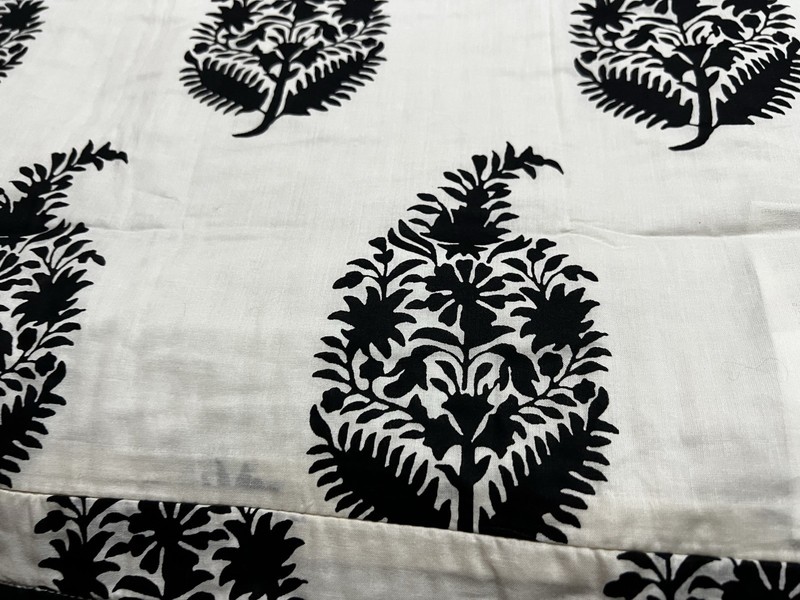 Pottery Barn Sutton Reversible Quilted Standard Sham Only 1 gallery
