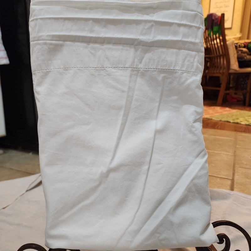Matouk King White Crisp Flat Sheet 100% Cotton Percale Hemstitch gallery
