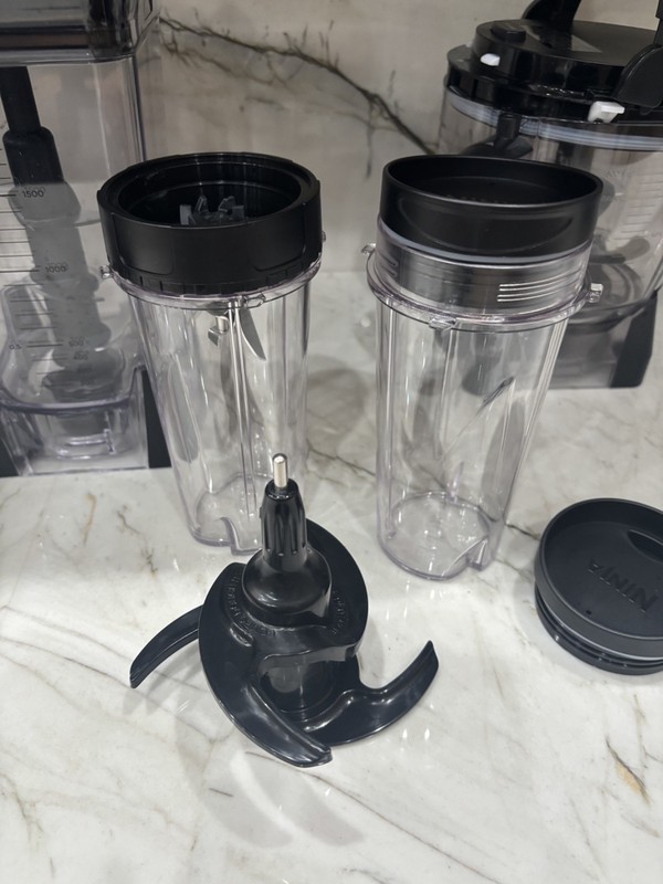 Used1500W Mega Kitchen System Blender & Food Processor with 2 Cups, Black BL770 gallery