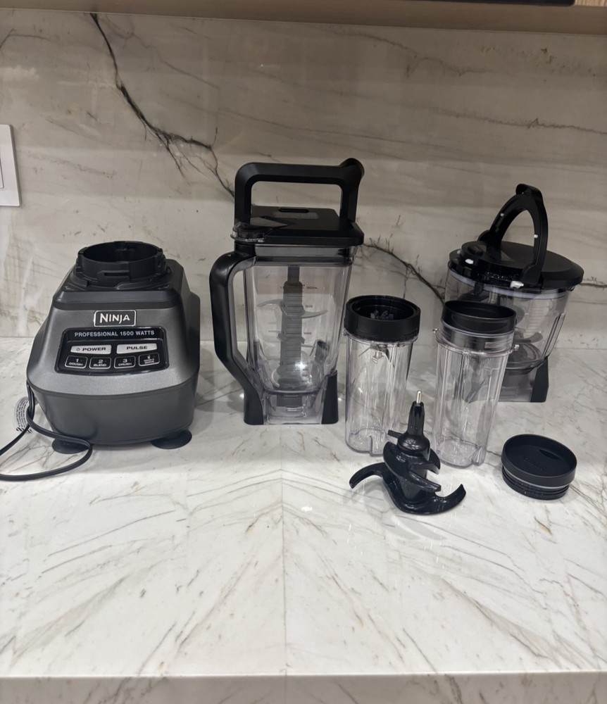Used1500W Mega Kitchen System Blender & Food Processor with 2 Cups, Black BL770