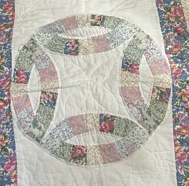 Cottage Core Handmade Quilted Double Wedding Ring Pillow Shams Set Of 2 Vintage gallery