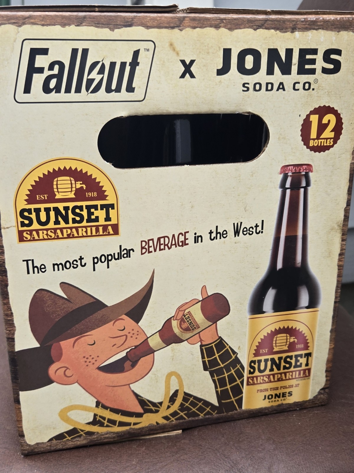 Doublebox Fallout x Jones Soda Co, Sunset Sarsaparilla 12 fl oz 12-pack gallery