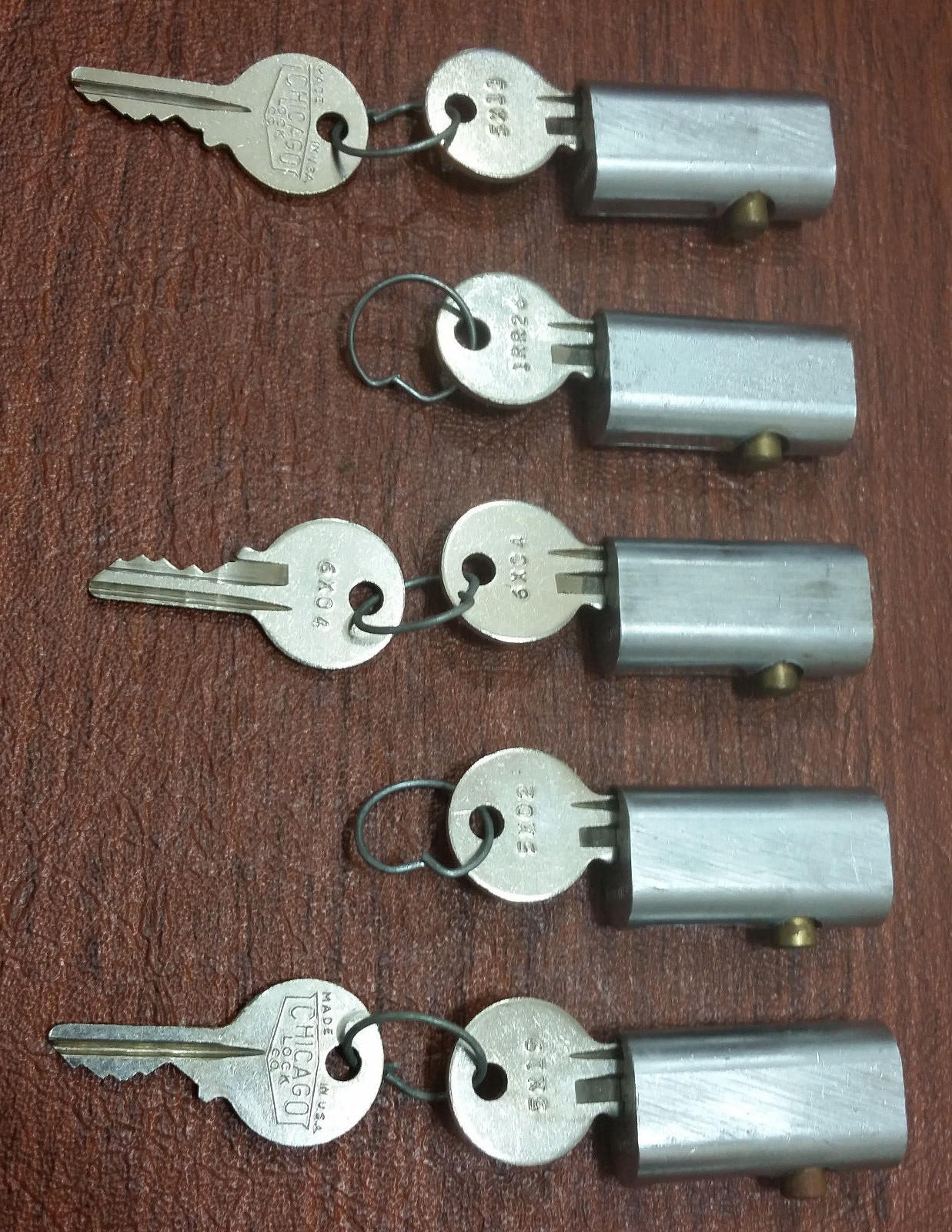 Chicago Lock Company Lot 5 Cabinet Locks & 8 Keys 5X11 1RR26 6X04 5X02 5X19 gallery