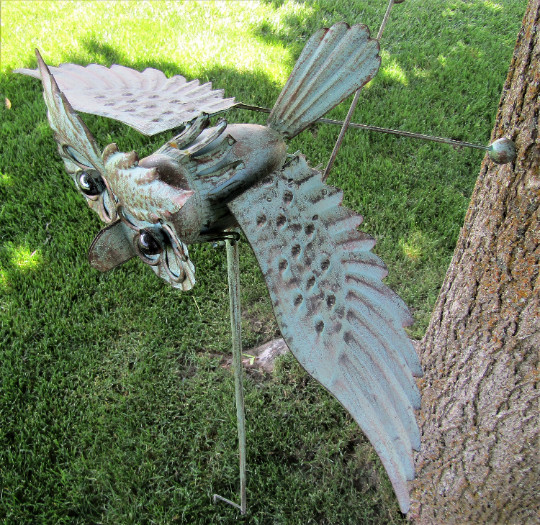 Wing Flapping Kinetic Metal Owl Yard Stake Wind Spinner Whirly-Gig Windmill gallery