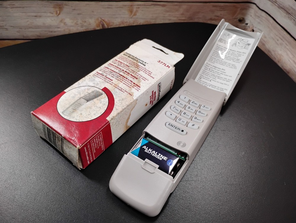 Liftmaster Pro Wireless Keyless Entry 377LM NOS Coded Lighted Keypad w Cover NEW