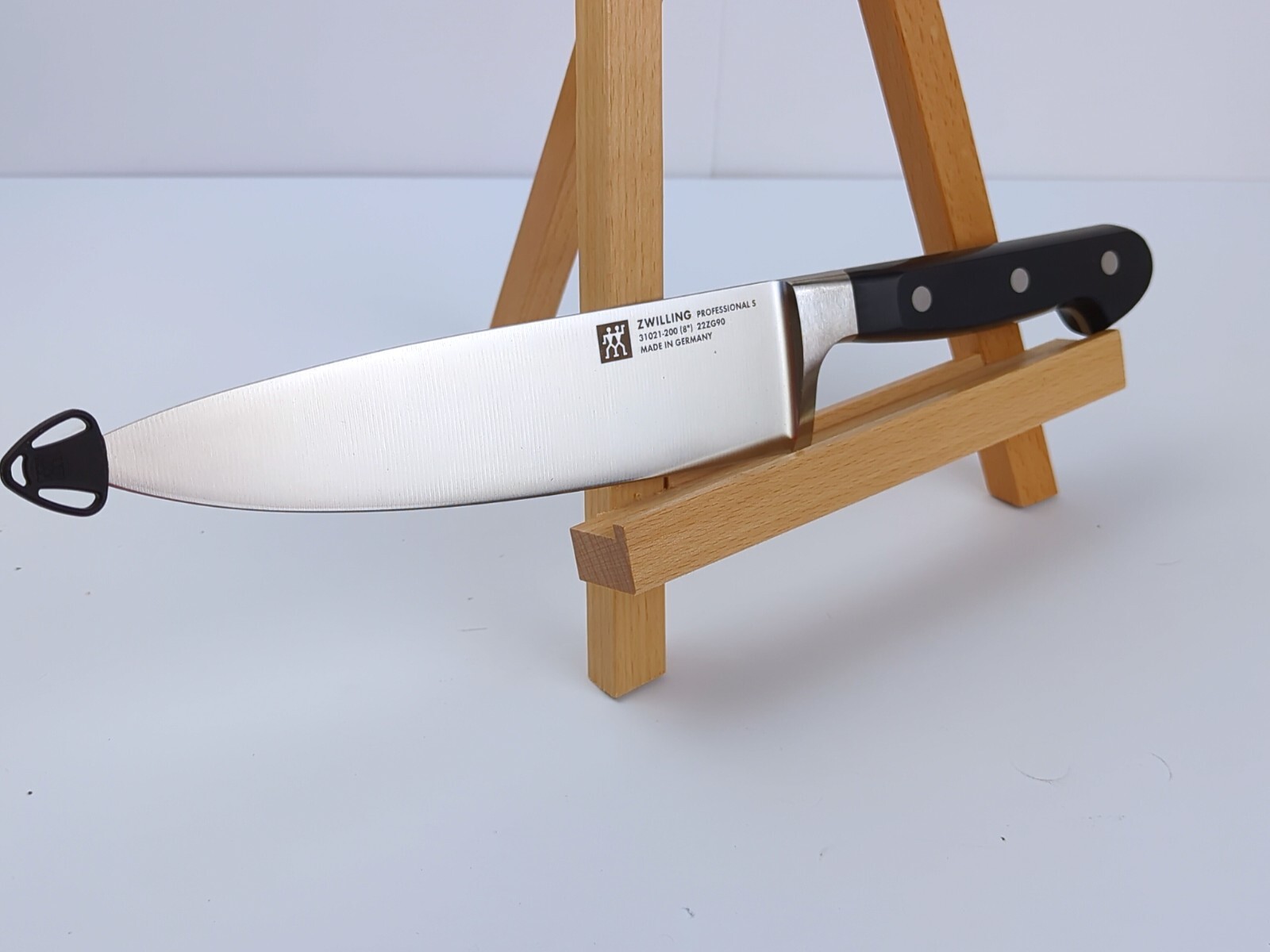 Zwilling PROFESSIONAL S 31021-200 8" Chef's Knife, FORGED, Made in GERMANY, New! gallery