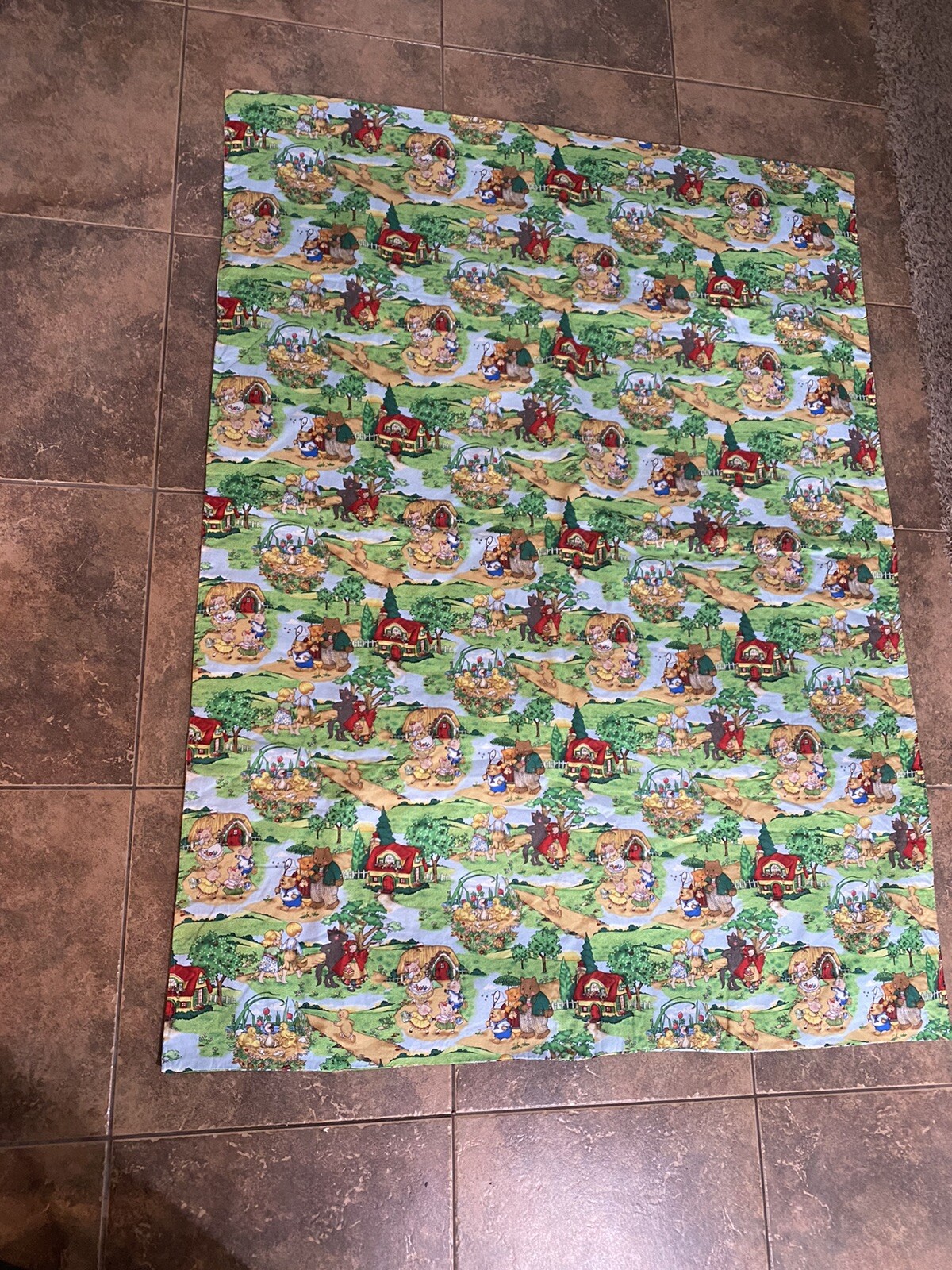 Fairytale Quilted blanket with stuffing 55x40in 3 little pigs, big bad wolf… gallery