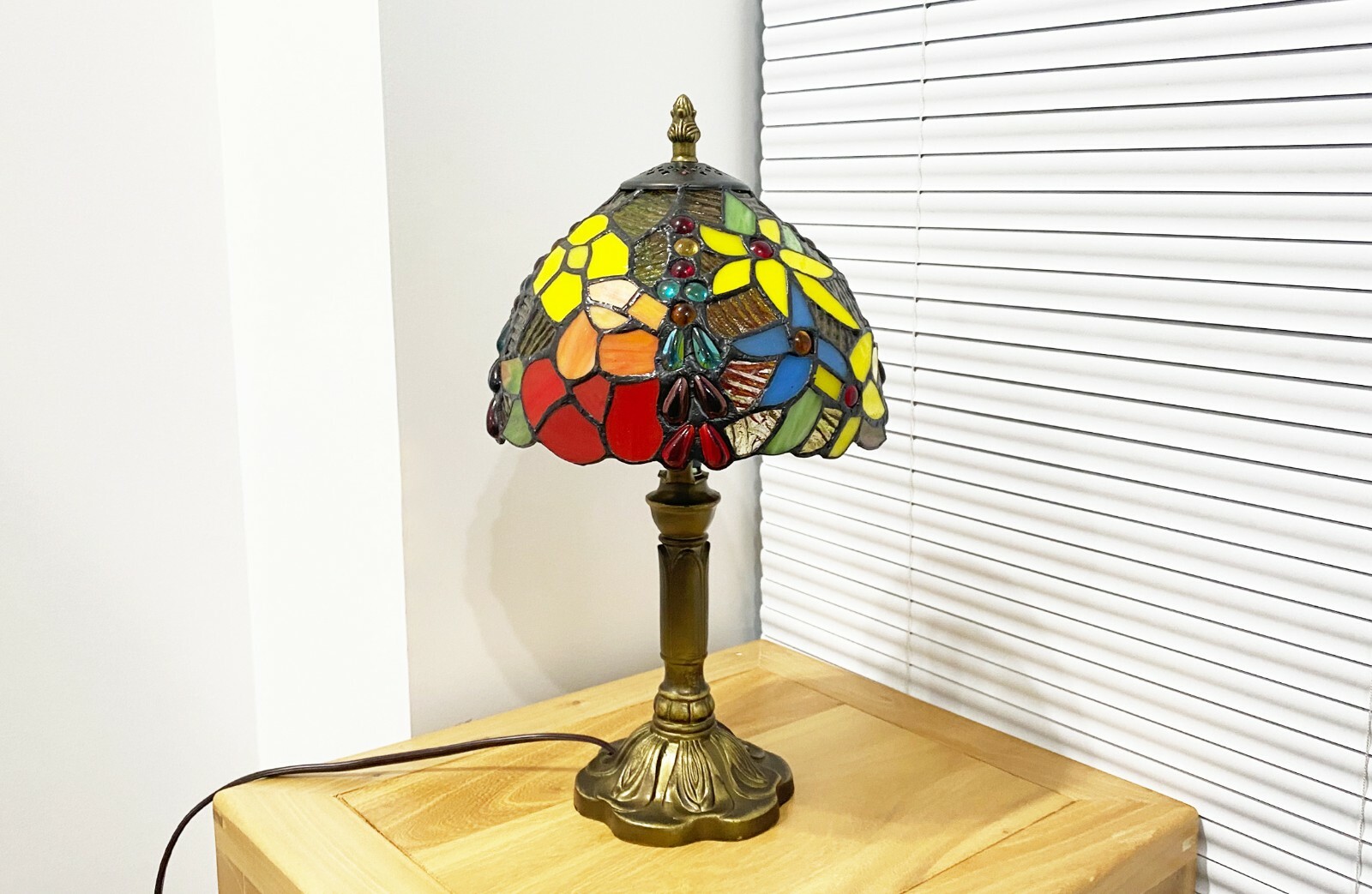 US Dia 8" H14.5" Retro Handmade Stained Glass Rose Tiffany Table Accent Lamp gallery