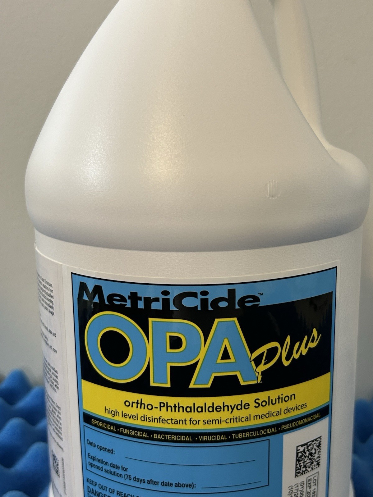 Metrex 10-6000 MetriCide OPA Plus Ortho-Phthalaldehyde Solution 1 Gallon gallery