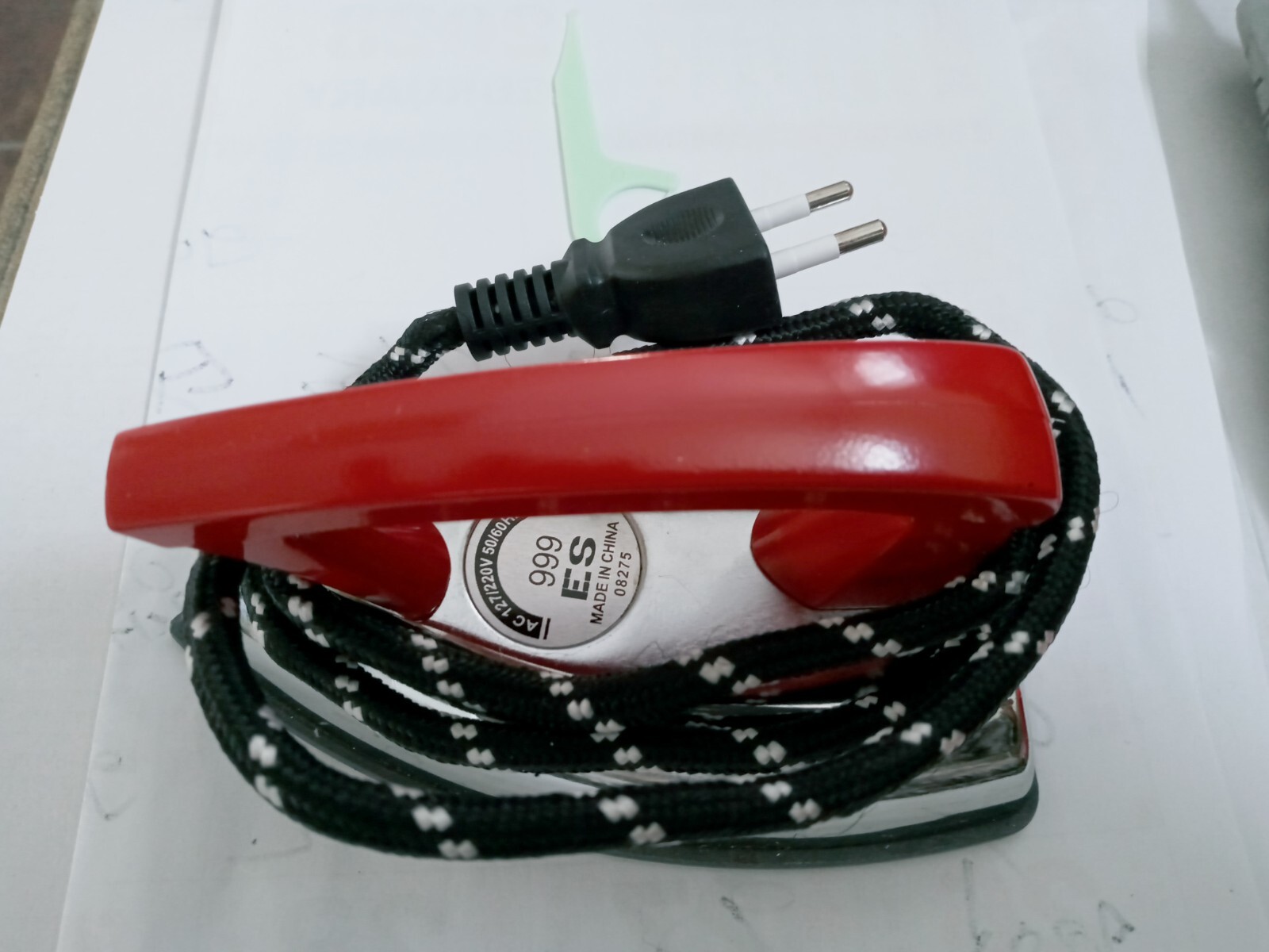 Portable Mini Electric Iron electricticirom ES AC 127/220V 50/50 HZ 350 W RED gallery