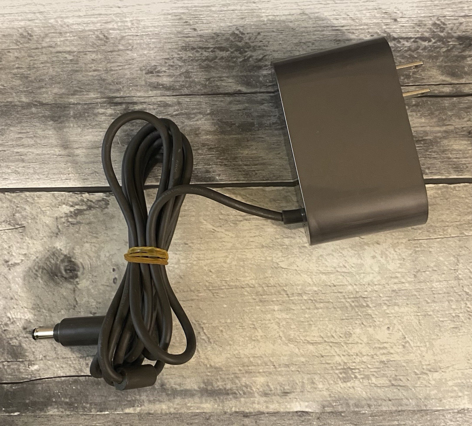 Genuine Dyson Class 2 Battery Charger Power Cord Model 210826-03 Fits V6 V7 V8 gallery