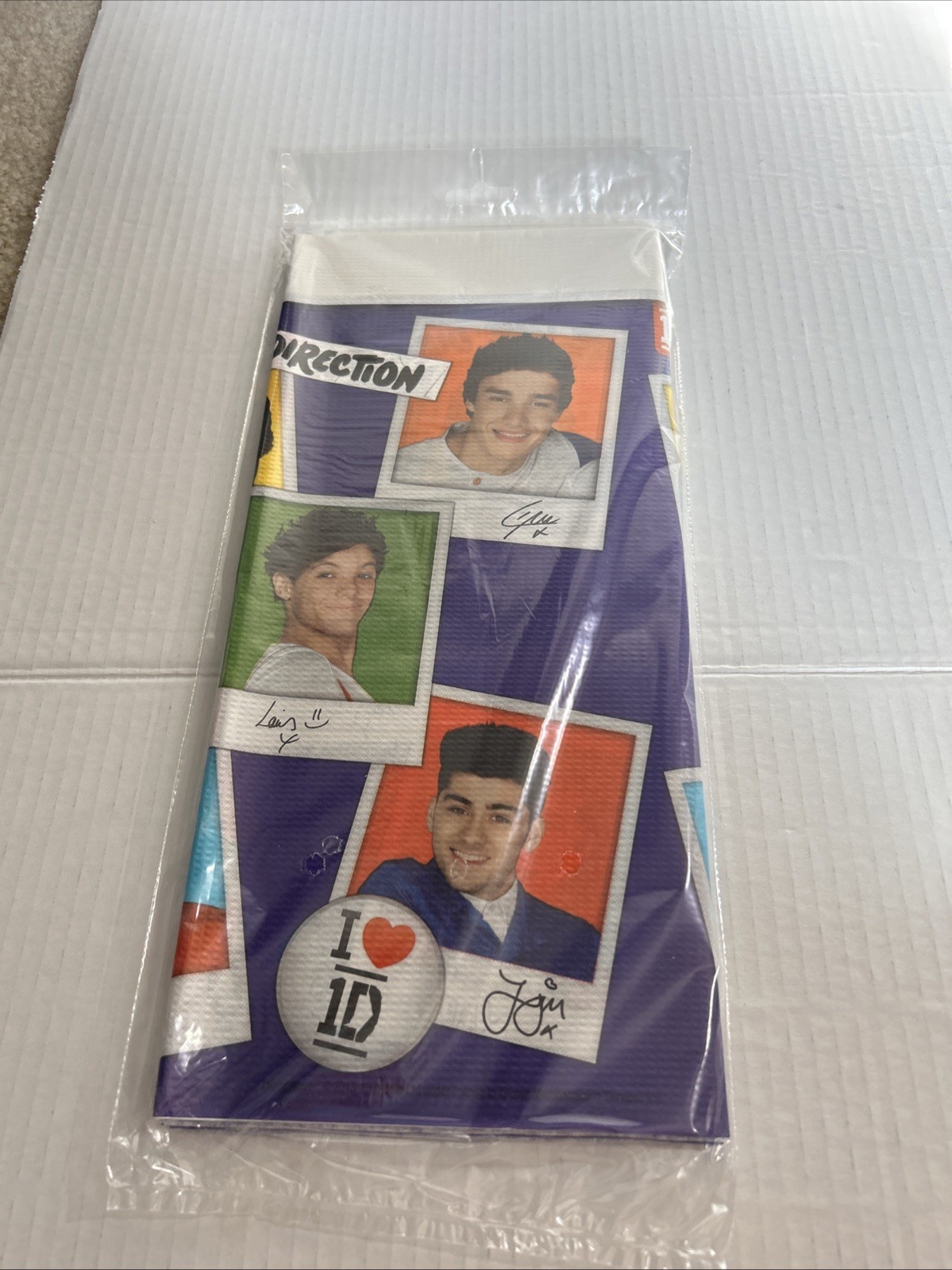 New Old Stock ONE DIRECTION Table Cloth Cover 54" X 96" Party Decor DesignWare gallery