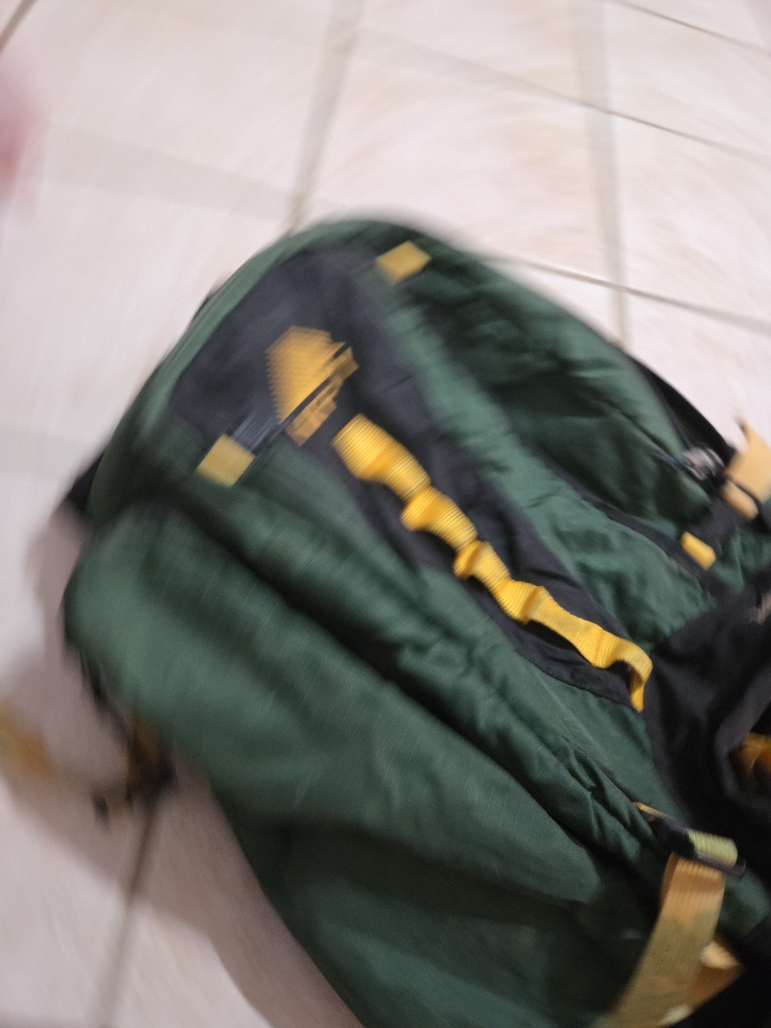 Kelty Glacier ~ Backpack ~ Green / Black ~ Internal Frame Pack 2