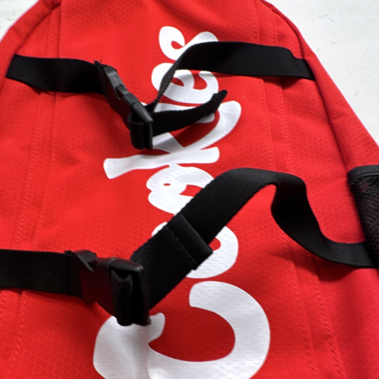 Cookies Red/Black Backpack 11-20L Zip Logo External Pockets Padded Straps 3