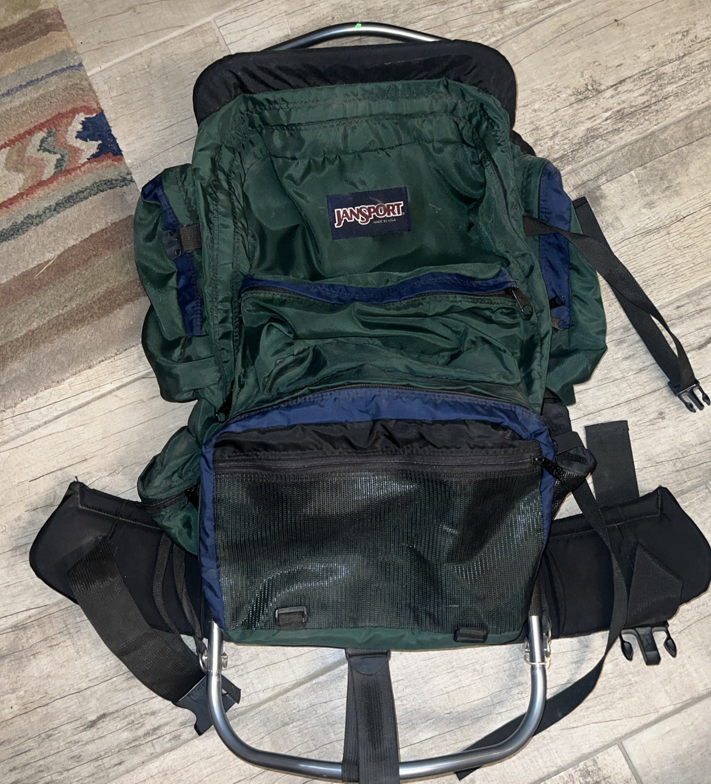 Vintage  JanSportExternal Frame Backpack Hiking Lightweight Nice