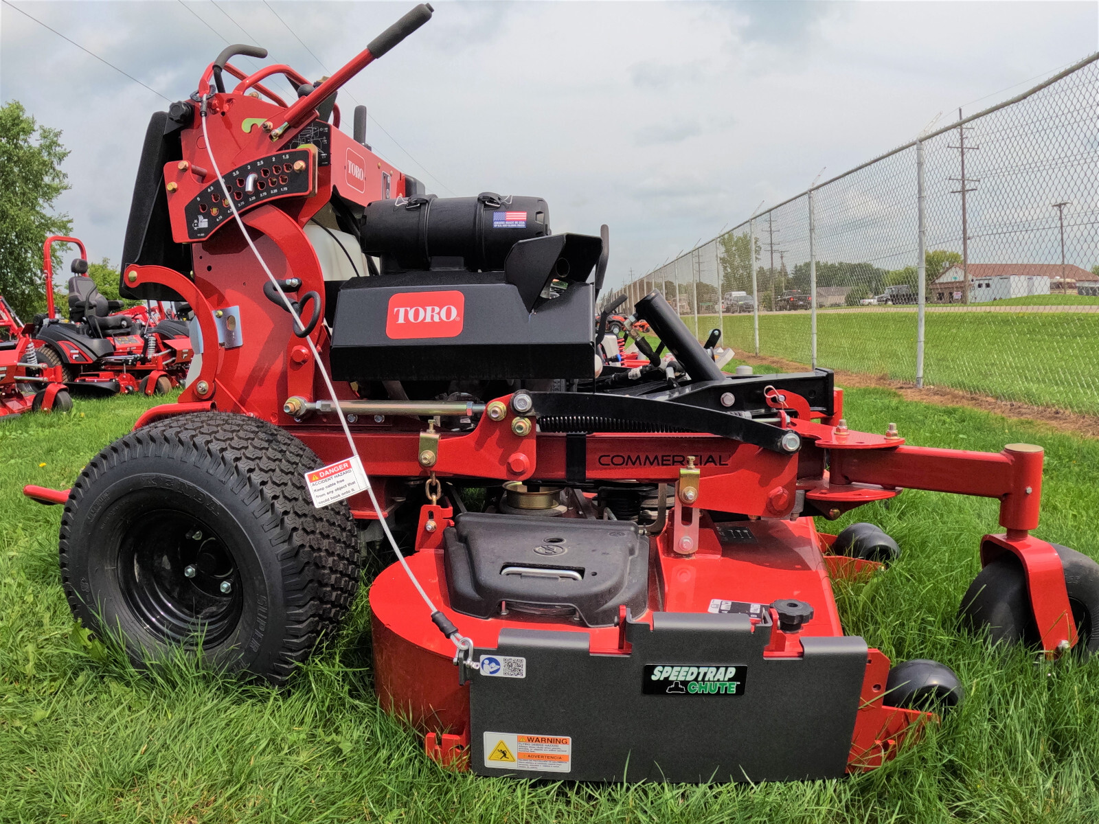 Speedtrap® Chute Blocker Toro® GrandStand® Mowers (36,40,48,52,60) No Drill gallery