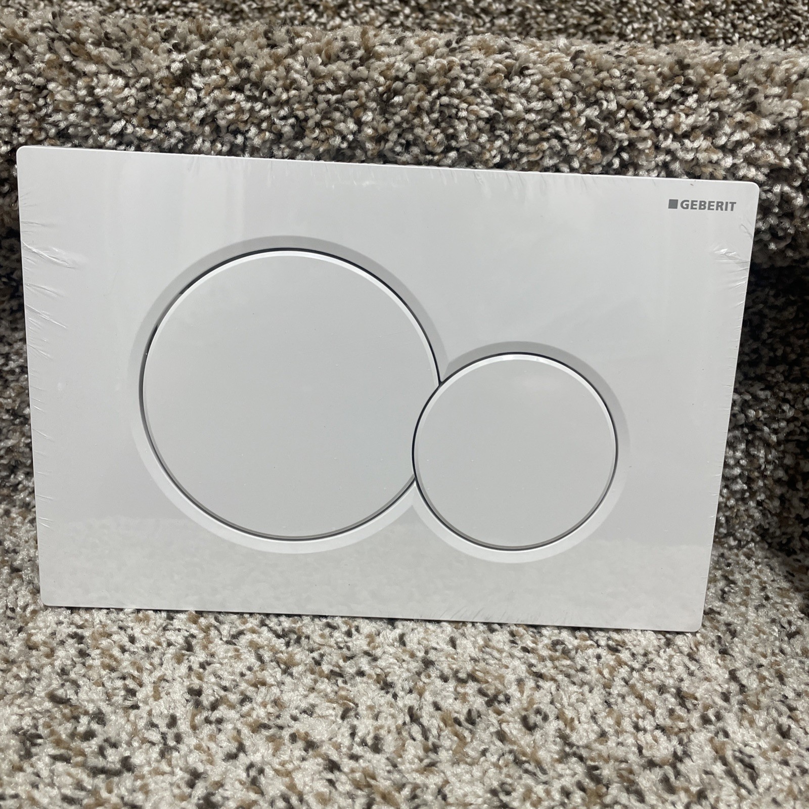 Toto YT930#WH Dual Button Push Plate For In Wall Tank Systems White gallery