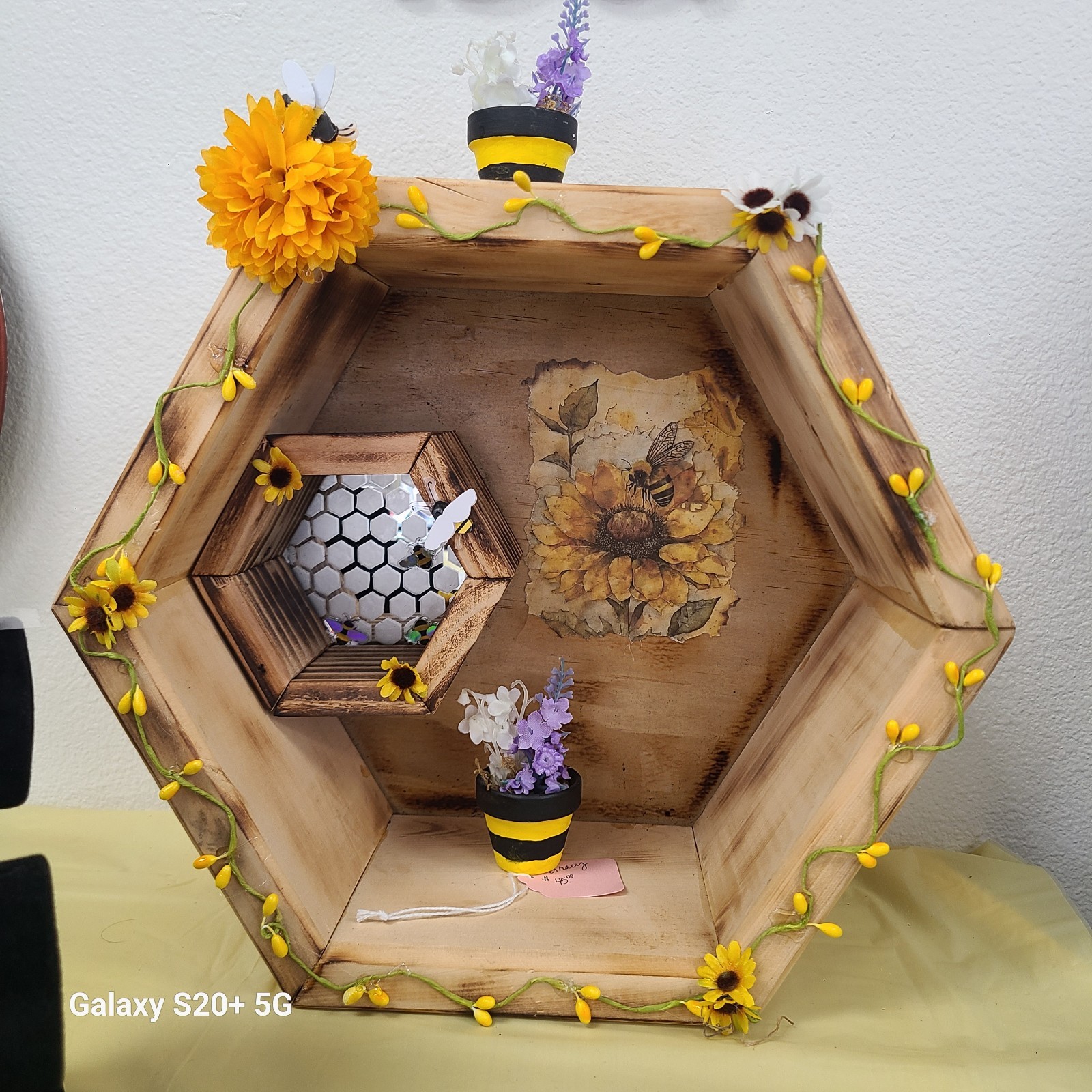 Honeycomb Shelf With Etched Mirror gallery