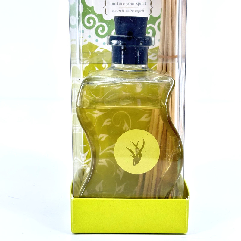 PIER ONE IMPORTS True Elements Reed Diffuser 8 fl Oz & 10 Rattan Reeds NIB gallery