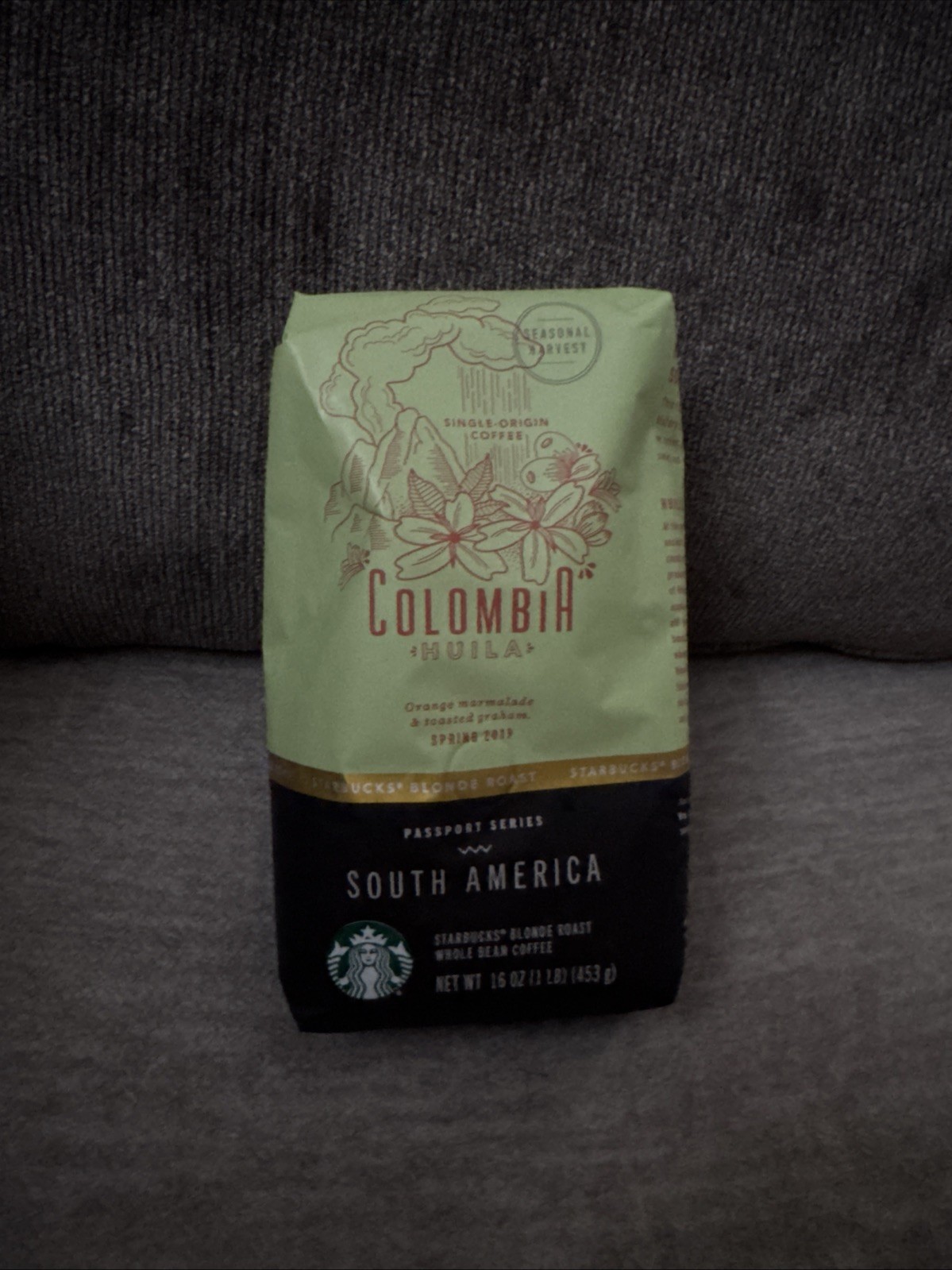 Starbucks Colombia Huila Single Origin Whole Bean Coffee gallery