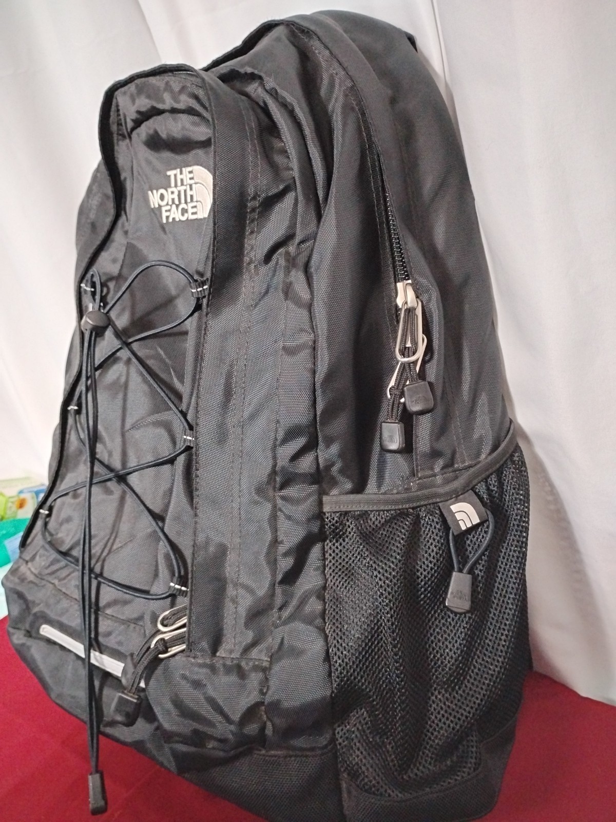 The North Face Jester Backpack with Adjustable Straps Black Pre-Owned Clean Cond 3