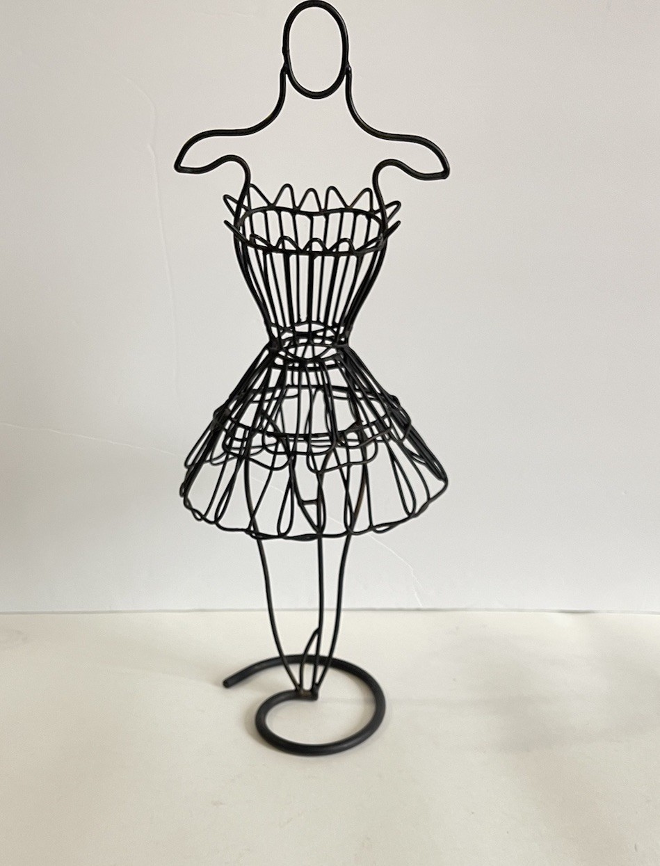 Metal Tabletop Dress Form Decor Free Standing 18.5 Inches Wire Black gallery
