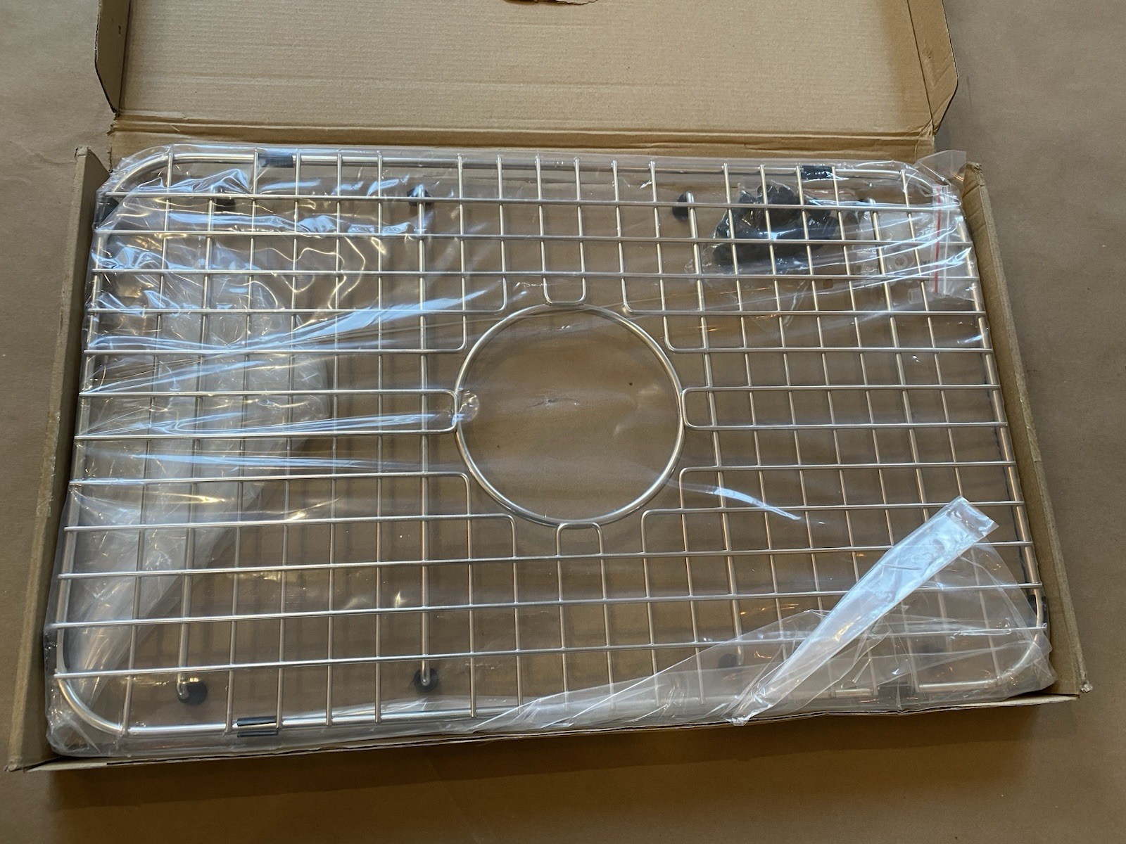 Sink Bottom Grid 21" x 13" Center Drain Corner Radius 2" Protector SVM2113C gallery
