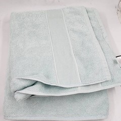 Lauren Ralph Lauren Sanders Solid Antimicrobial Bath Towel 30″ x 56″ – Spa Green