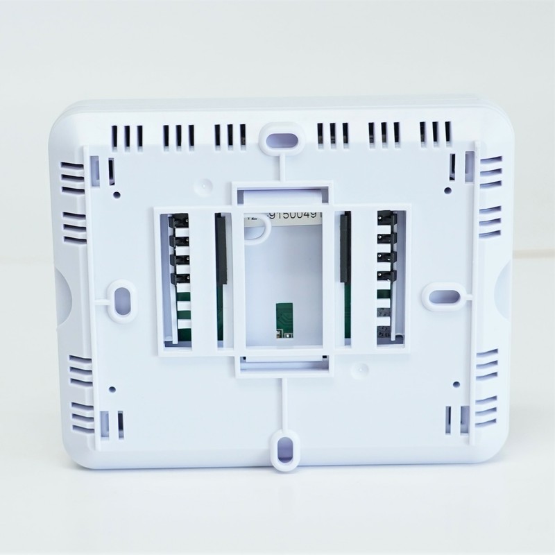 Robertshaw RS9110T Programmable Wall Thermostat 1 Heat 1 Cool Touchscreen gallery