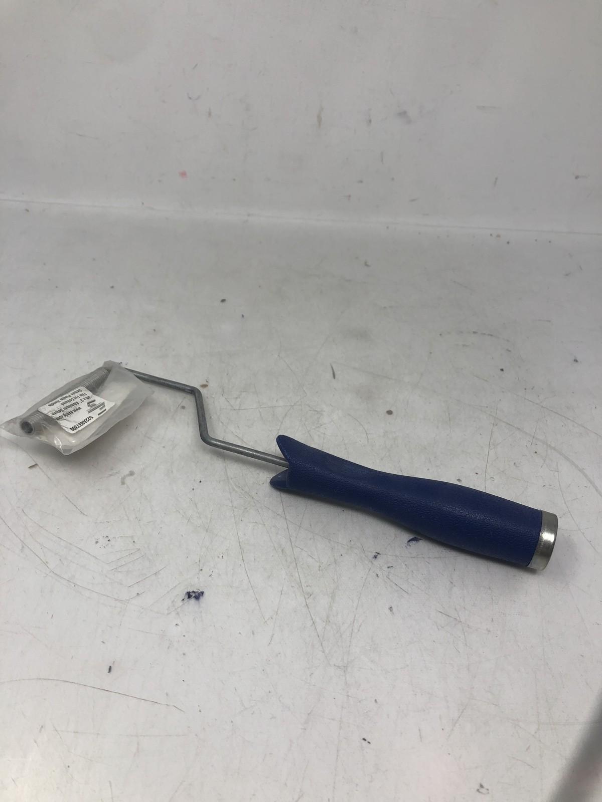 Roller Aluminum Deluxe Thin Fin Collared Deluxe Plastic Handle 3/8 x 3' gallery