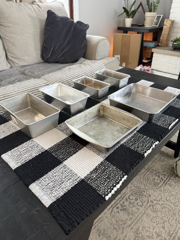 Silver Aluminum Rectangle Square Loaf and Baking Pans Six-Piece Set, Loaf Pan gallery