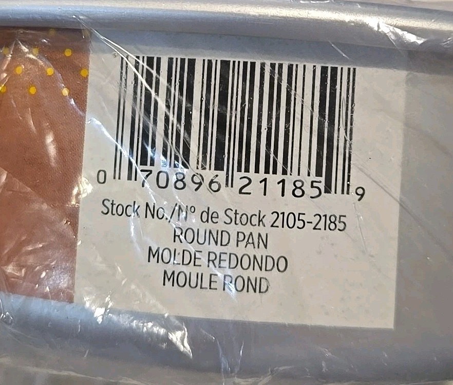 Wilton Cake Pan Performance Round 6x2" New In Package Aluminum (23) gallery