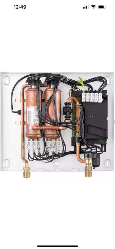 Tempra 20 Plus Advanced Flow Control & Self-Modulating 20 kW 3.90 GPM Compact Re gallery
