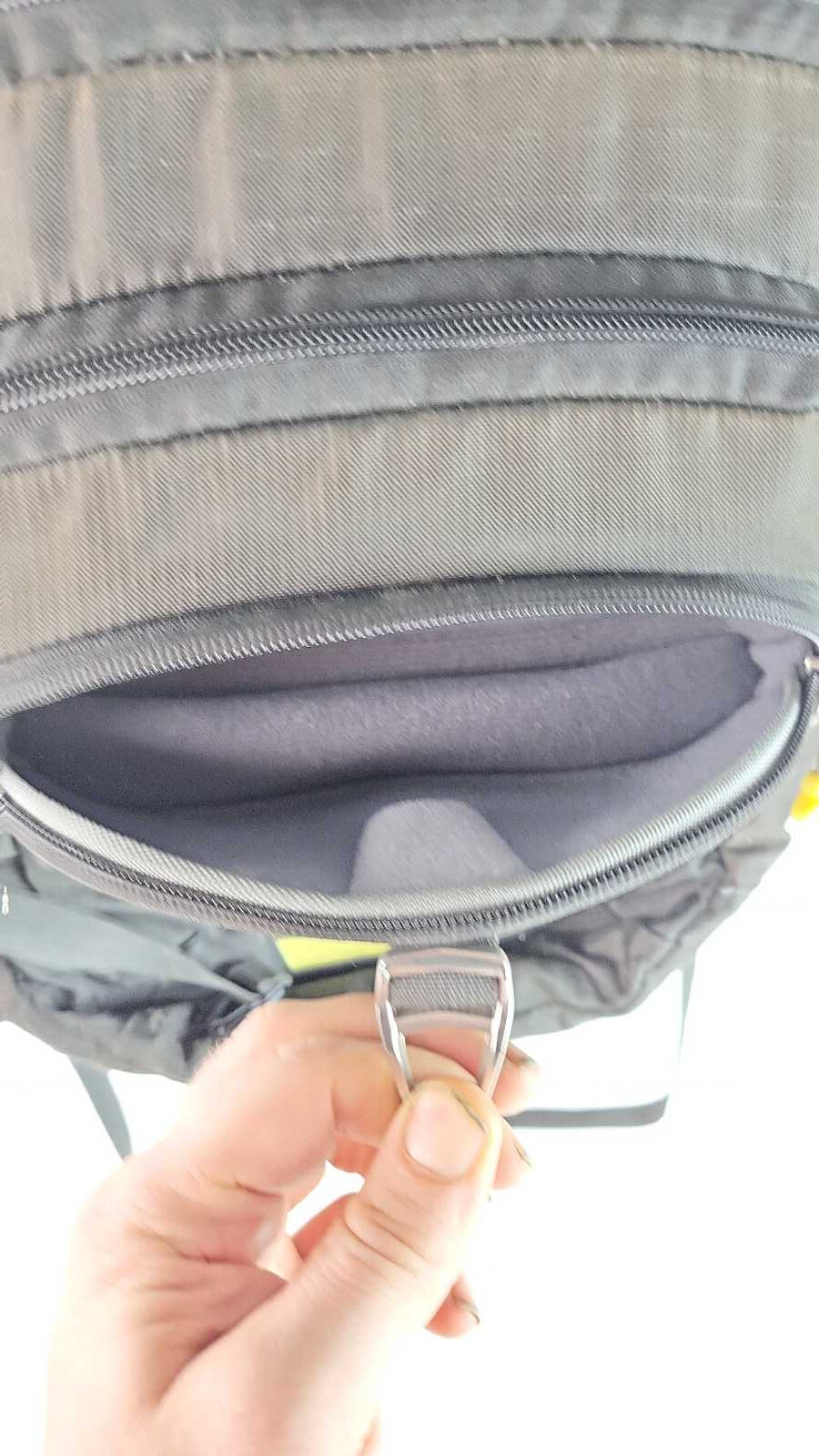 Thule Backpack Black With Green Trim 5