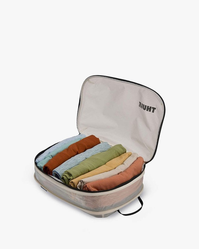 Thule Compression Packing Cube - Medium gallery