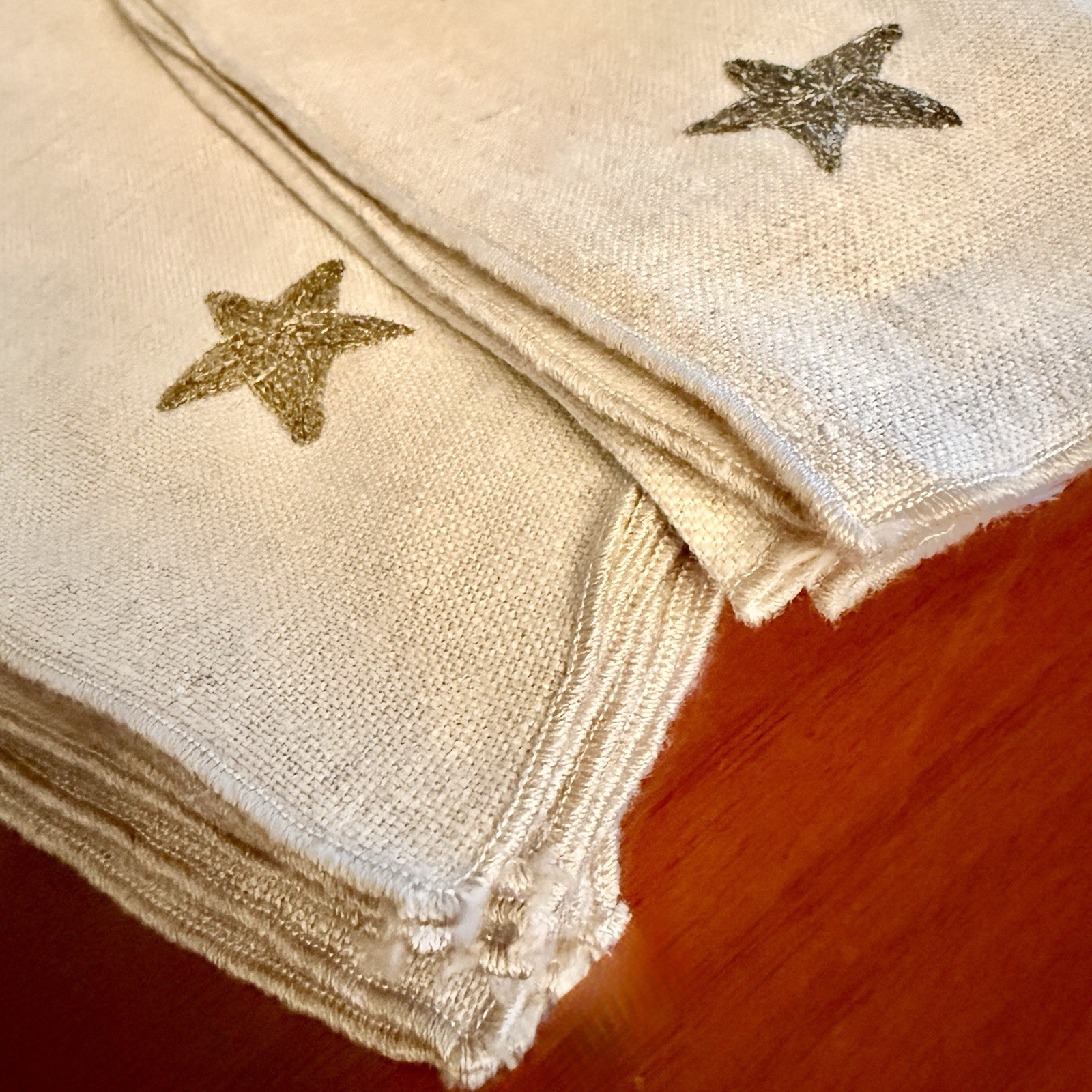 Vintage Gold Star Hand Embroidered Flax/Linen Dinner Napkins, Set Of 8, 16”x16” gallery