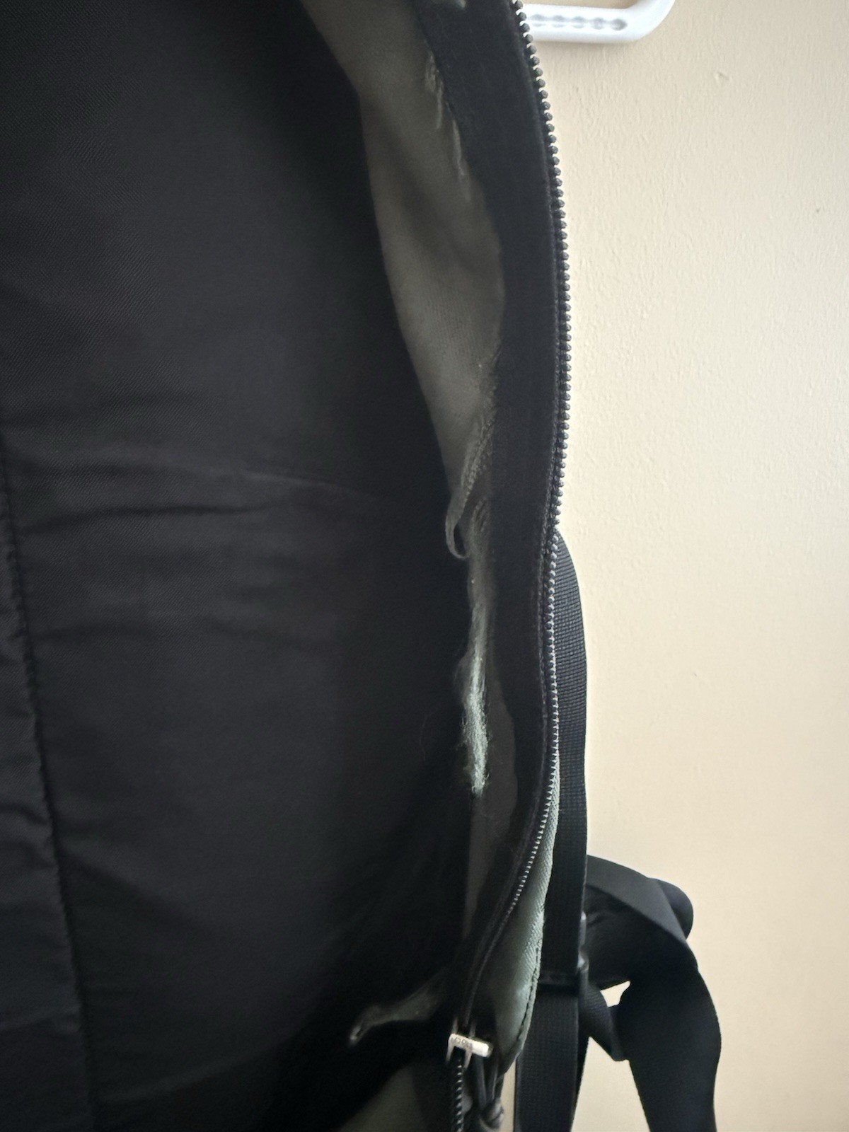 North Face Hot Shot Backpack Green Used 5