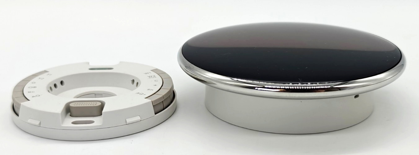 Google Nest Learning Thermostat 4th Gen Polished Silver w/ Wall Base Mount USED gallery
