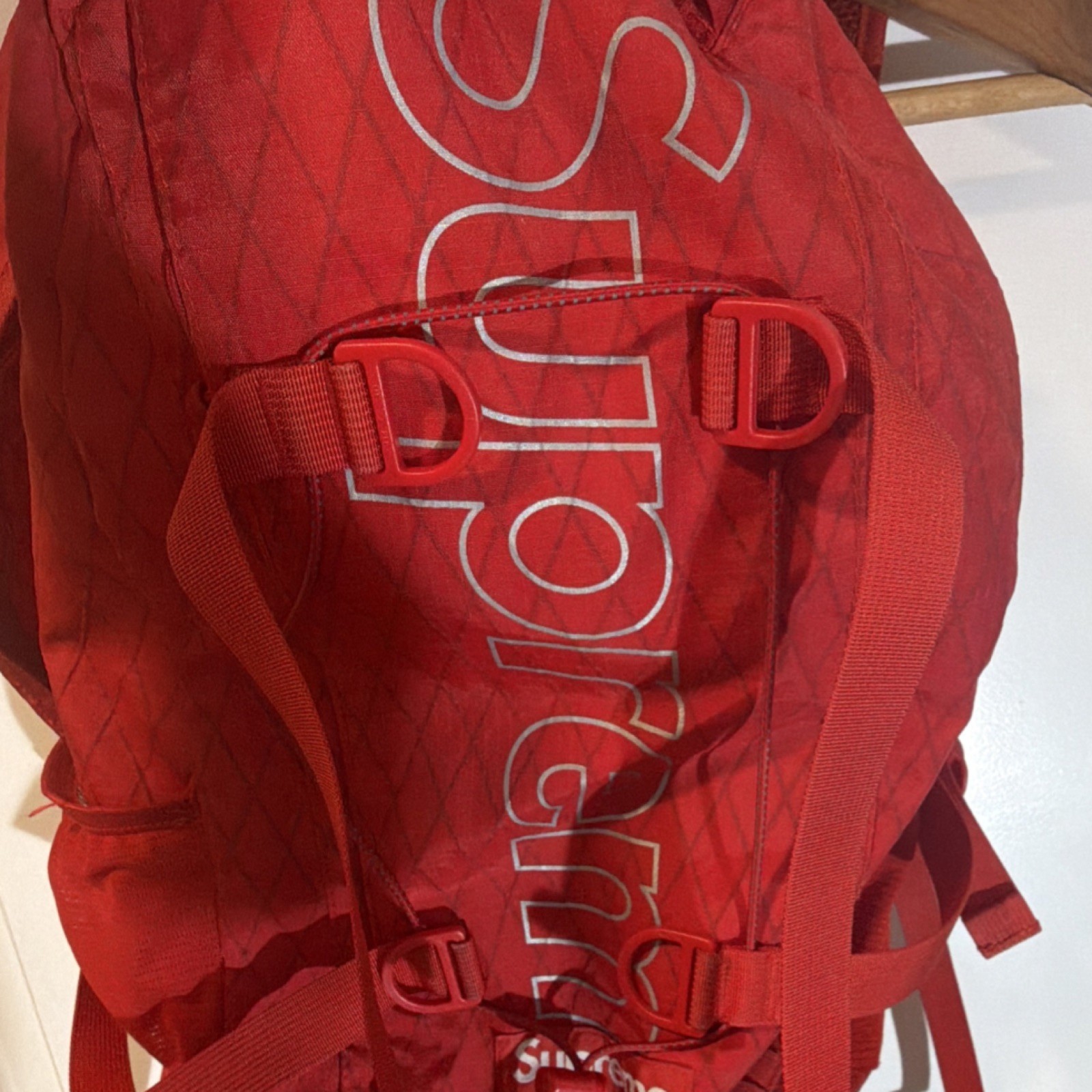 Supreme Red Backpack Nylon Zipper Lightweight Padded Adjustable Straps 4