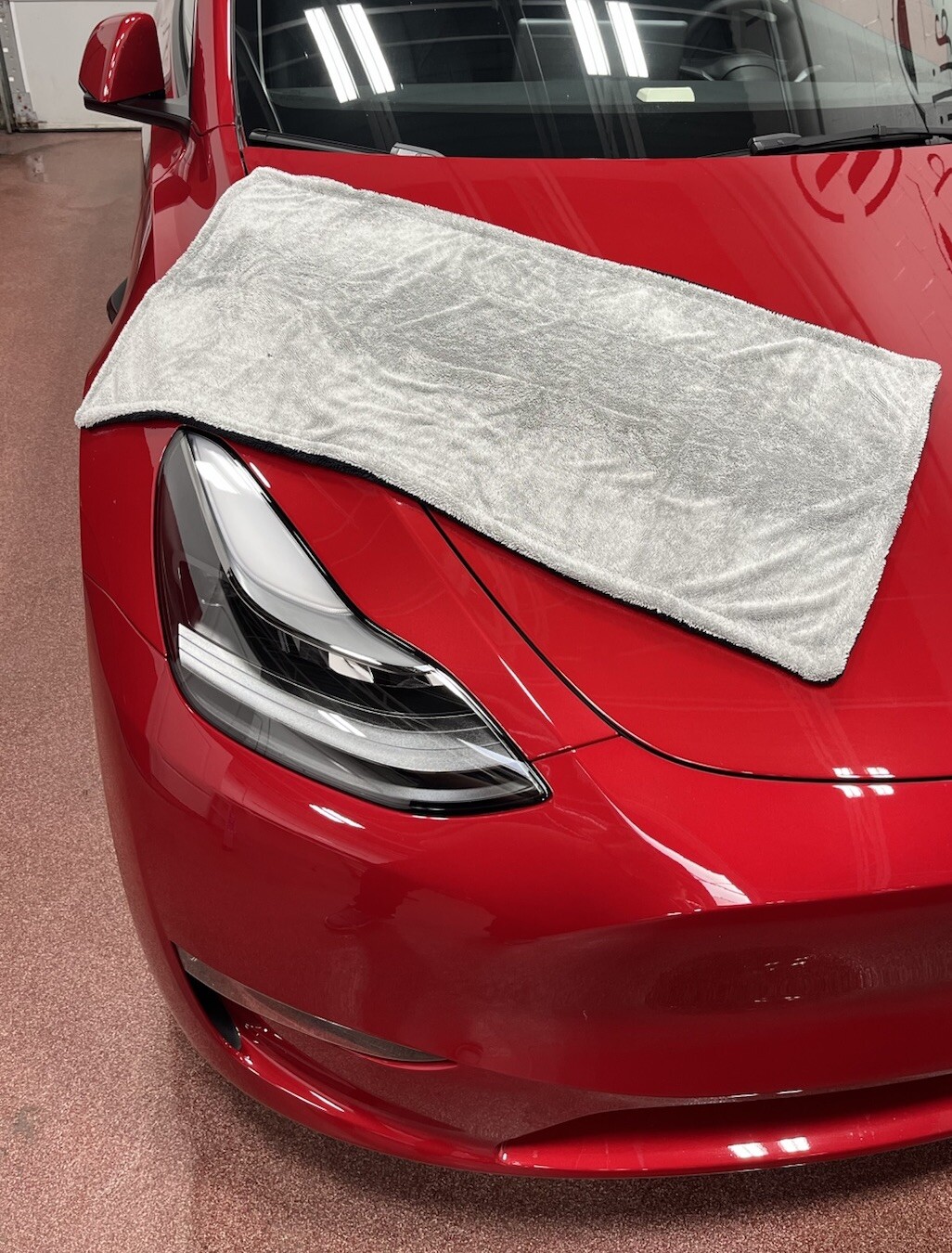 Dreadnaught Car Microfiber Drying Towel 20” X 40” gallery