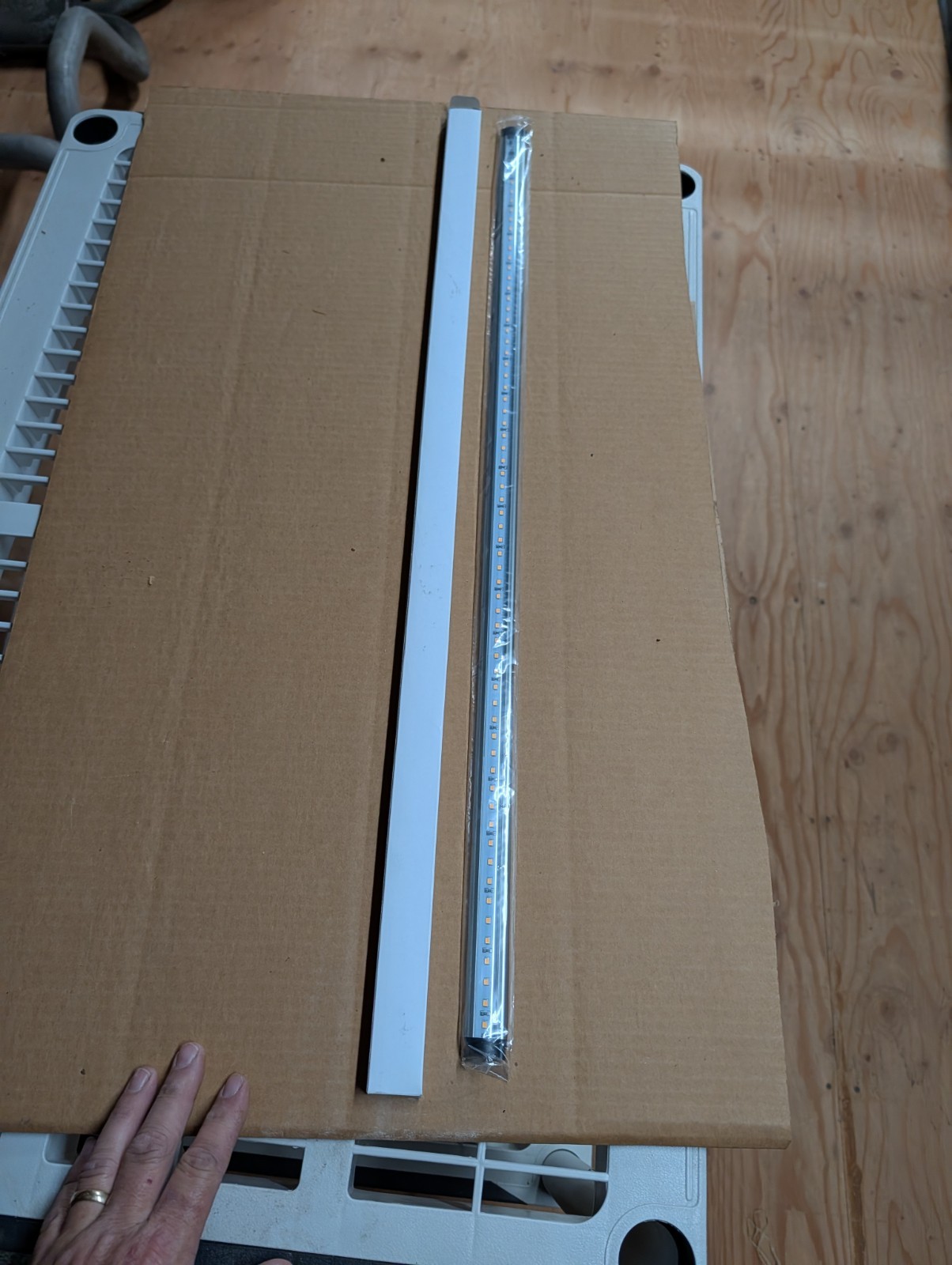 1900 33/41 IN LED TOUCH SENSITIVE LIGHT BARS MODEL 69-LL-19BU/20BU/21BU/ 22BU gallery