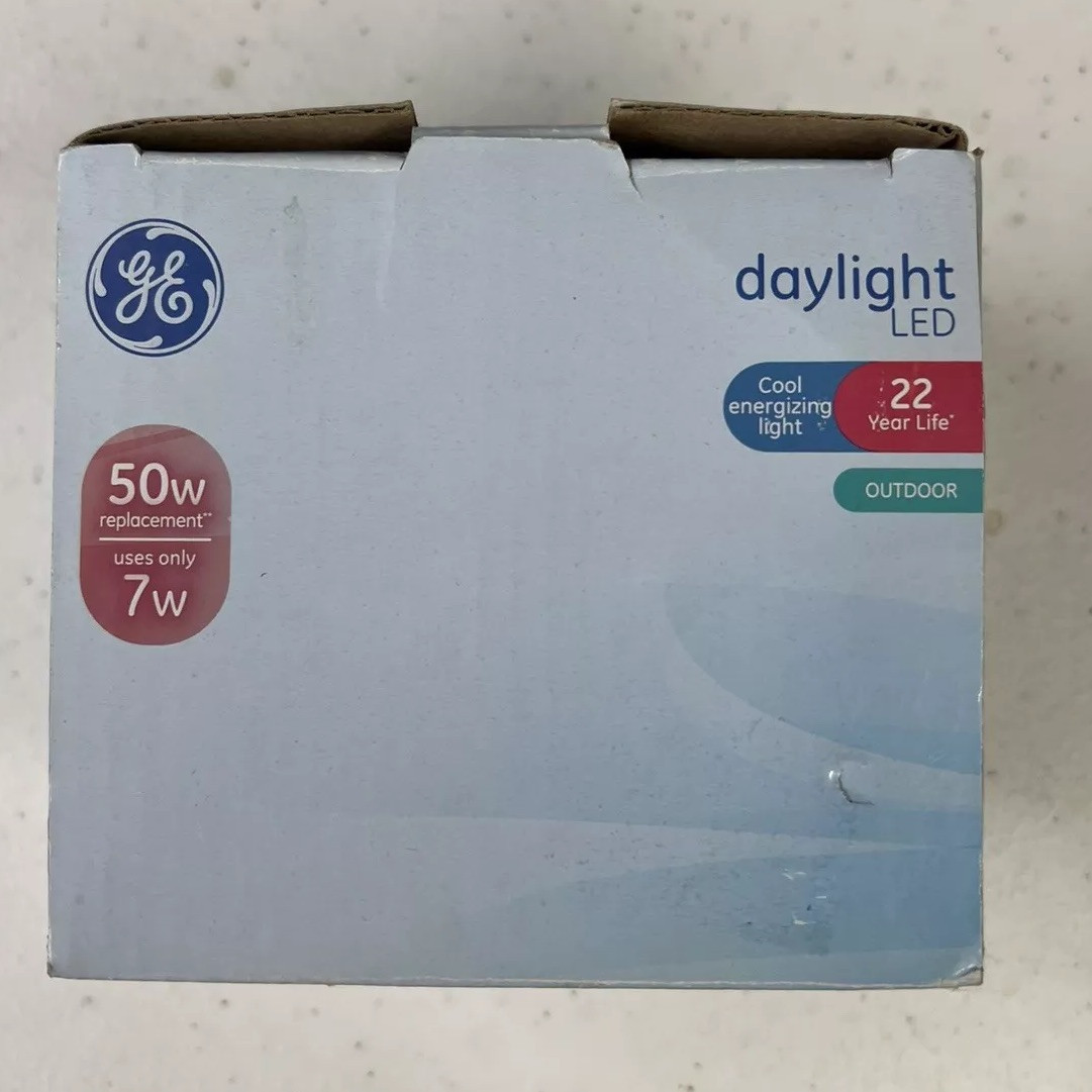 GE LED 50 W Daylight Par20 Outdoor Floodlight Dimmable Bulb - 50W Equivalent New gallery