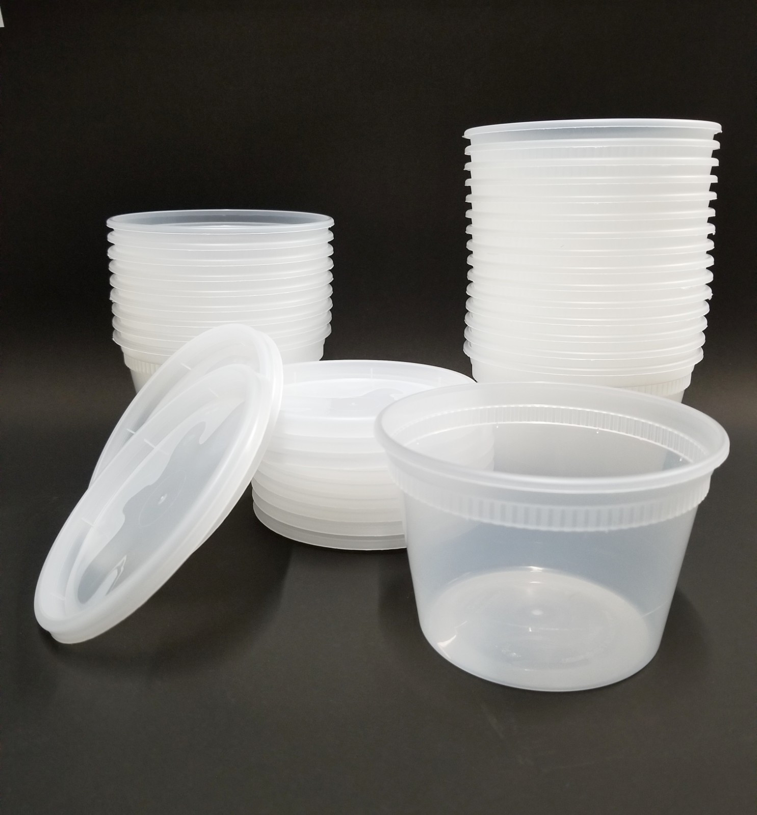 16 oz. (One Pint) Round Plastic Food Storage Deli Soup Containers Tubs with Lids gallery