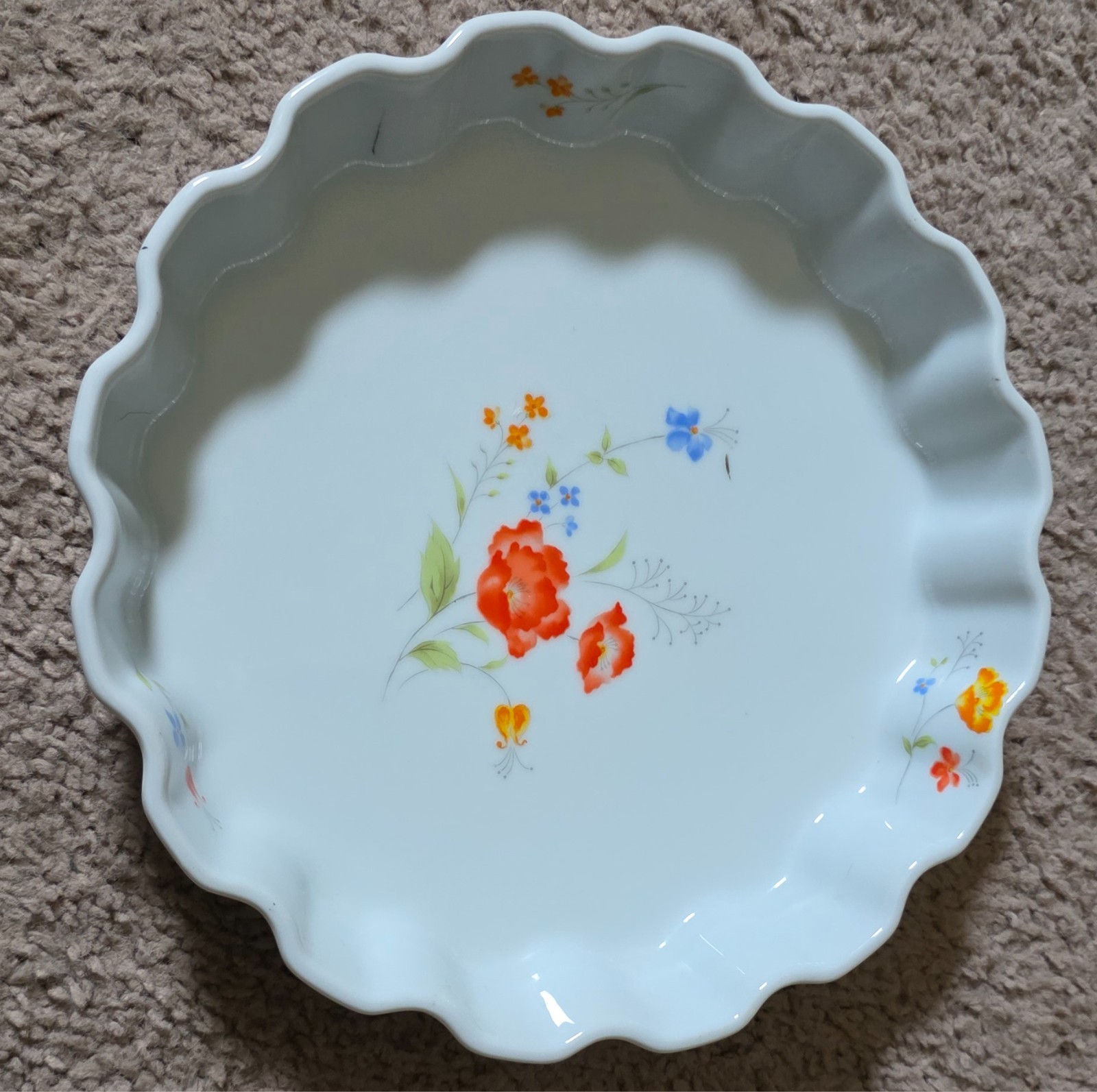 Heartside Quiche 9" Bake 'n' Serve Fine Porcelain Chine - Made in Japan gallery